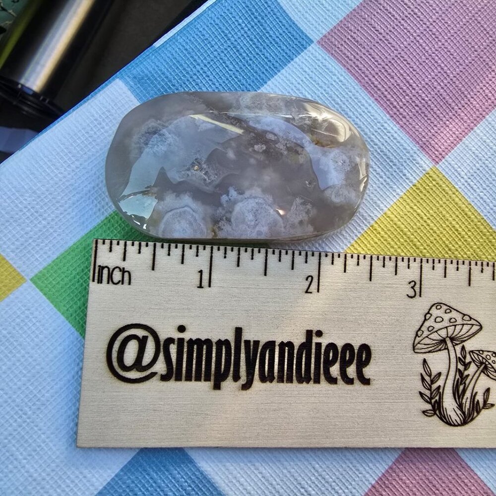Flower Agate Crystal Palm Stone [I]